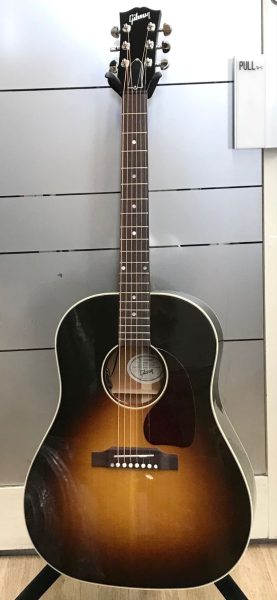 Gibson　J-45 Standardイメージ01