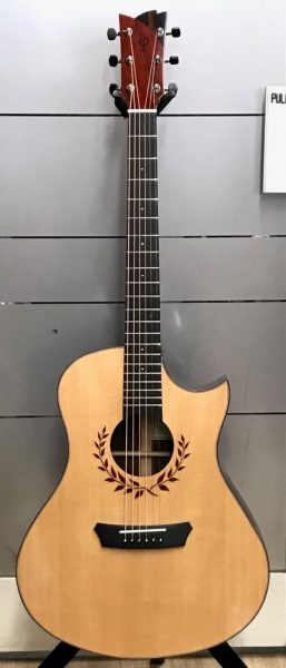 Phi Guitars　M30 Cutawayイメージ01
