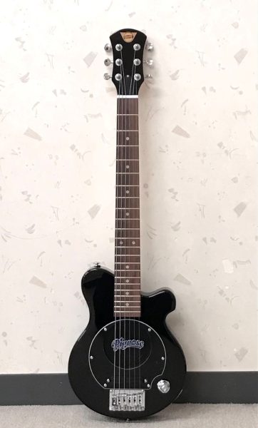 スピーカー内蔵エレキギター　Pignose　PGG-200 BLKイメージ01