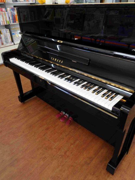 中古　YAMAHA　アップライトピアノ　U1M (#3664929)イメージ01