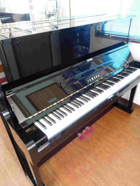 中古　YAMAHA　アップライトピアノ　U1A (#4226566)イメージ01