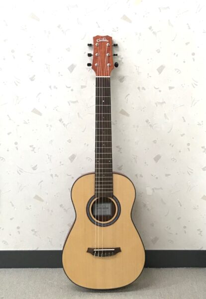 小さいナイロン弦ギター　Cordoba　MINI Ⅱ　Padaukイメージ01