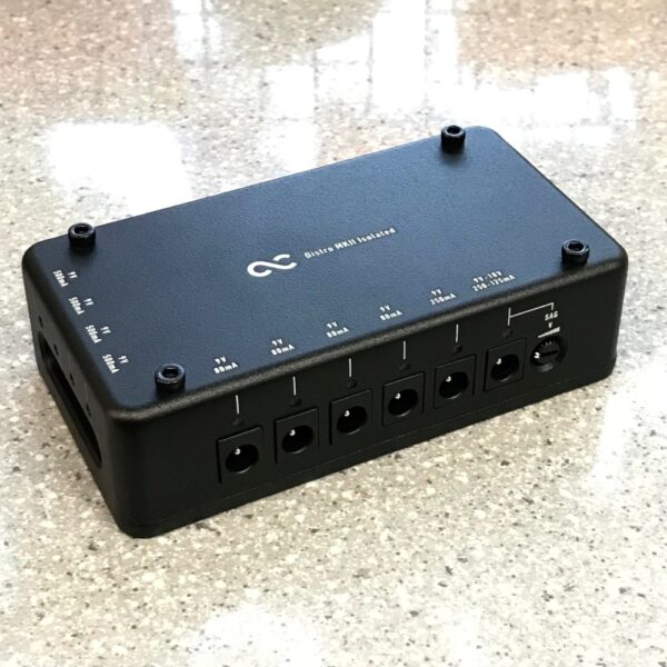 パワーサプライ　One Control　Distro MKII Isolatedイメージ01