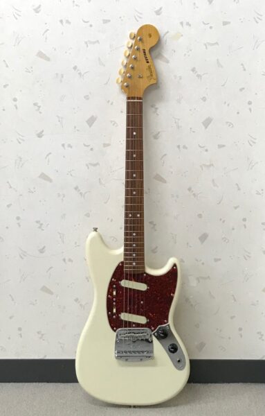 中古品　Fender JAPAN 　MG65 VWHイメージ01