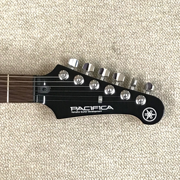 YAMAHA　Pacifica212VFM　イメージ03